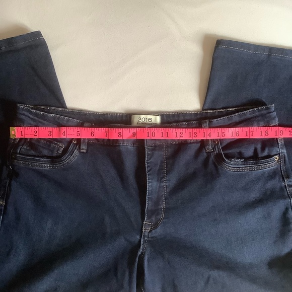 PARASUCO 2016 CROPPED DARK WASH JEANS/ Size16 - Picture 8 of 10